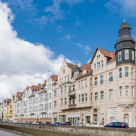 Private * הנובר